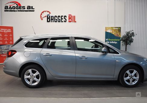 Opel Astra, 2013