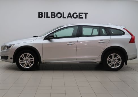 Volvo V60 Cross Country, 2018