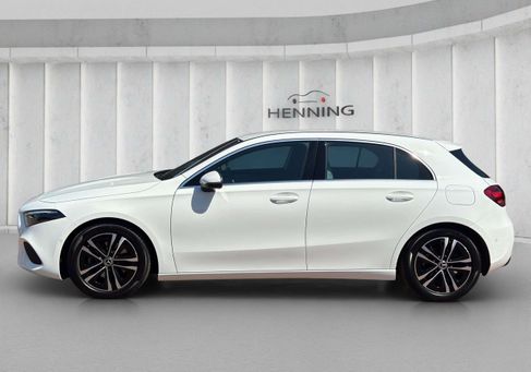 Mercedes-Benz A 200, 2025