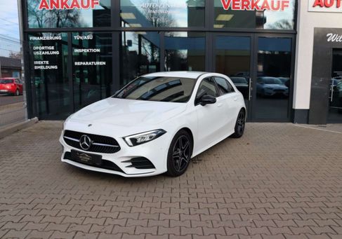 Mercedes-Benz A 200, 2022