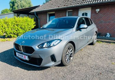 BMW 120, 2025