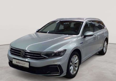 Volkswagen Passat, 2022
