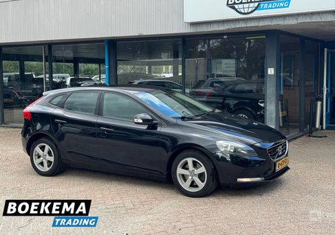 Volvo V40, 2013