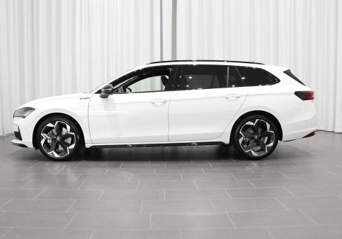Skoda Superb, 2025