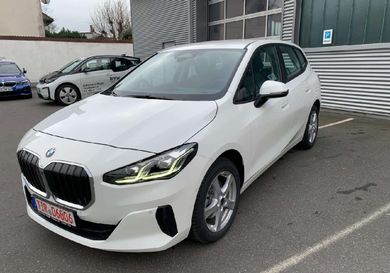 BMW 216, 2024