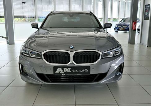 BMW 318, 2023