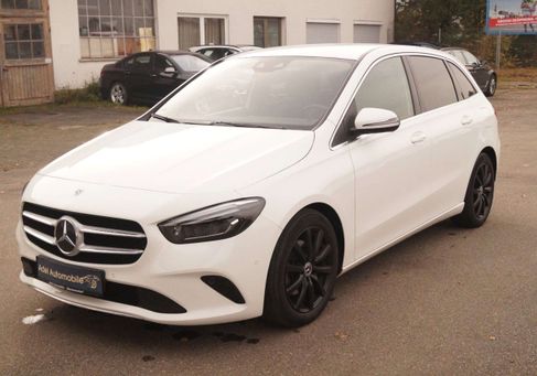 Mercedes-Benz B 200, 2021