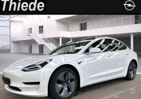 Tesla Model 3, 2020