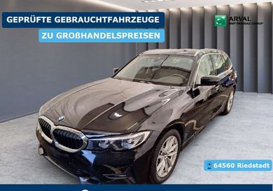 BMW 330, 2021