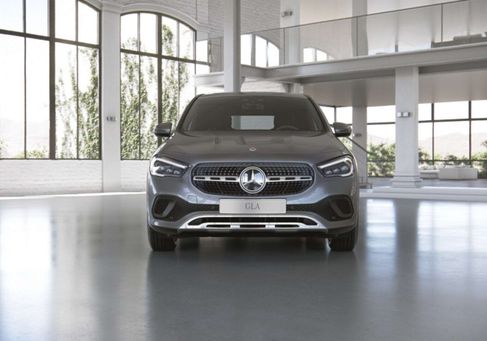 Mercedes-Benz GLA 250, 2023