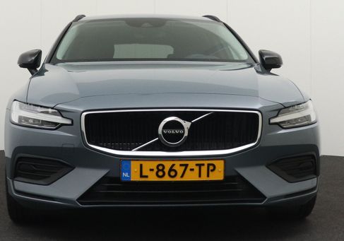 Volvo V60, 2021 3