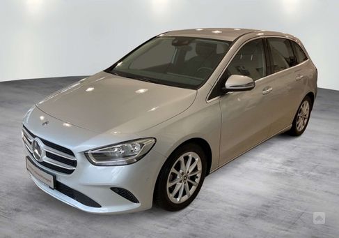 Mercedes-Benz B 180, 2020