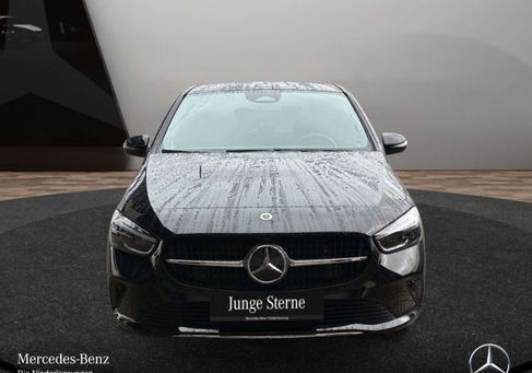 Mercedes-Benz B 220, 2026
