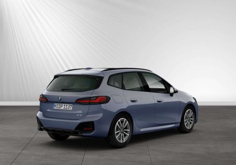 BMW 218, 2025