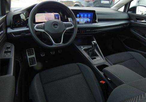 Volkswagen Golf, 2021 3