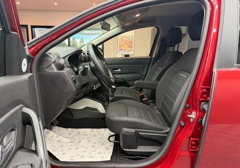 Dacia Duster, 2022 3