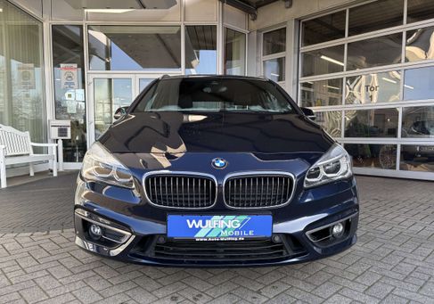 BMW 218, 2018