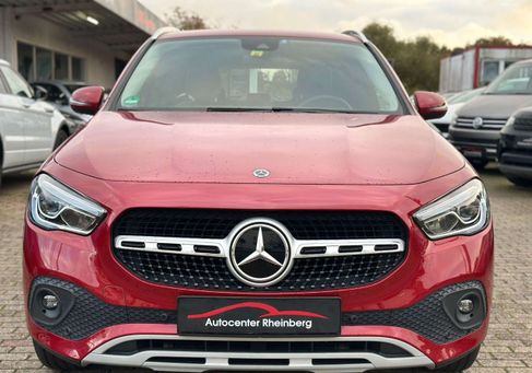 Mercedes-Benz GLA 200, 2020