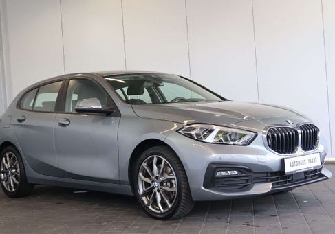 BMW 120, 2024