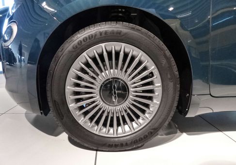 Fiat 500, 2025