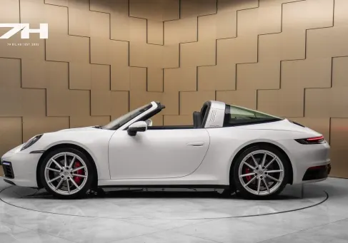 Porsche 911, 2023