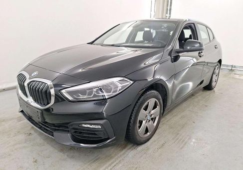 BMW 1 Serija, 2021