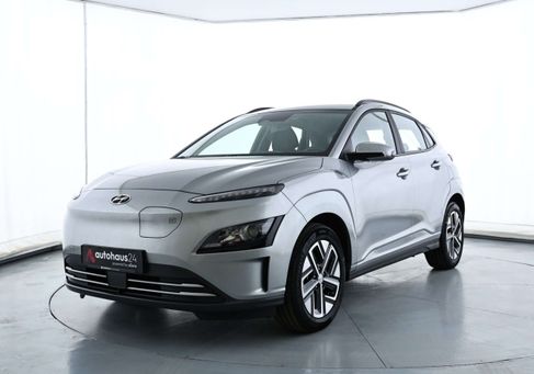 Hyundai Kona, 2023 3