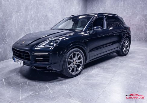 Porsche Cayenne, 2022