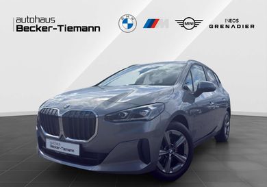 BMW 220, 2025