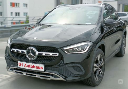 Mercedes-Benz GLA 200, 2020