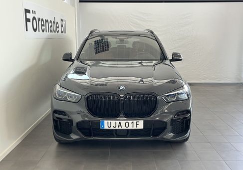 BMW X5, 2023