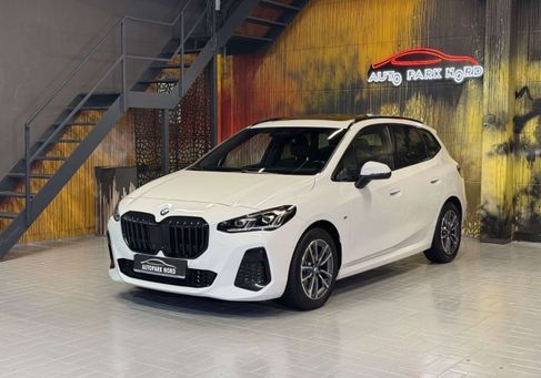 BMW 220, 2023 3