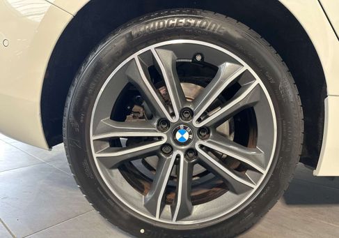 BMW 118, 2023 3