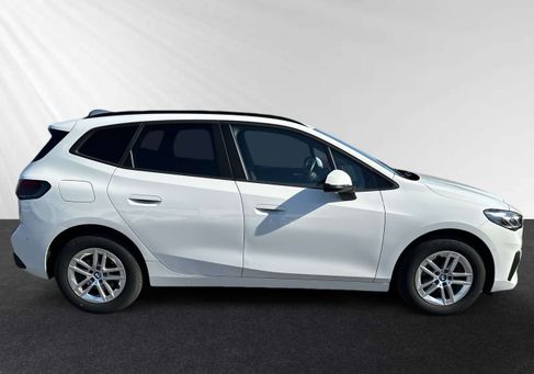 BMW 218, 2024 2