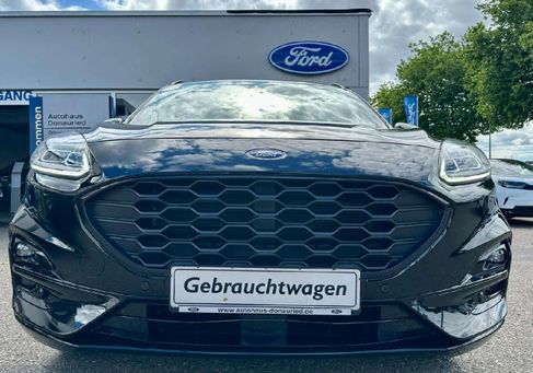 Ford Kuga, 2022