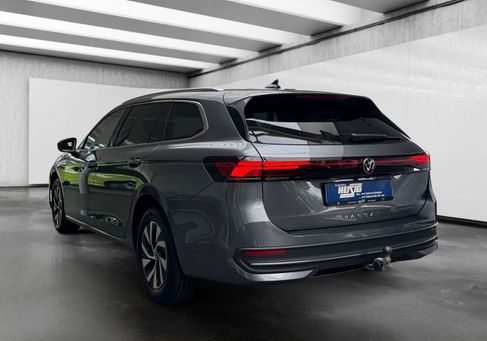 Volkswagen Passat Variant, 2024 3