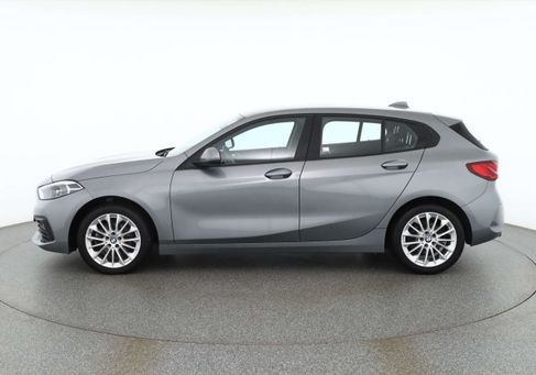 BMW 118, 2024 2