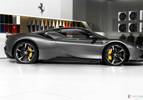 Ferrari SF90, 2021