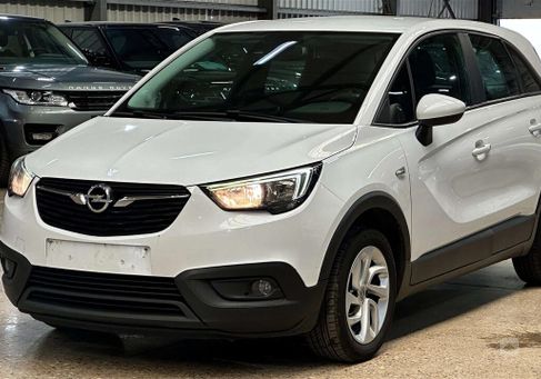 Opel Crossland X, 2017