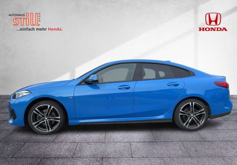 BMW 218, 2022 3