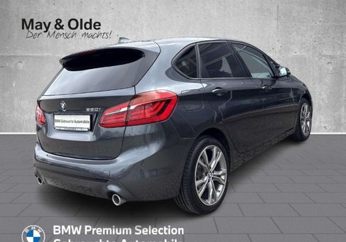 BMW 220, 2021 3