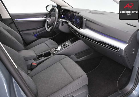 Volkswagen Golf, 2023 2