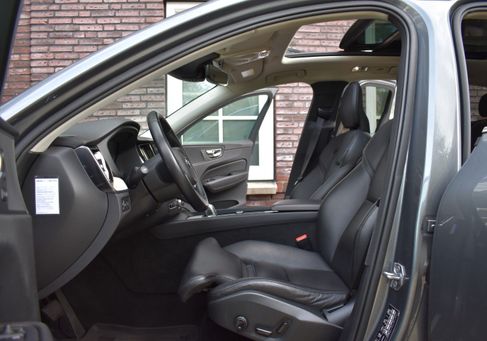Volvo XC60, 2018 3