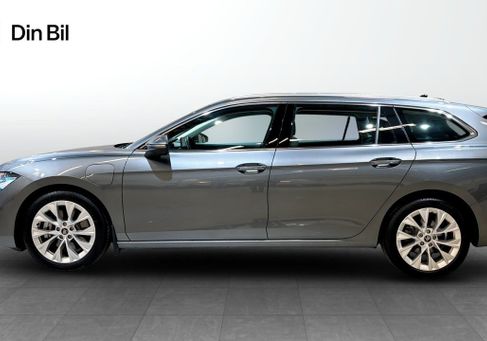 Skoda Superb, 2025