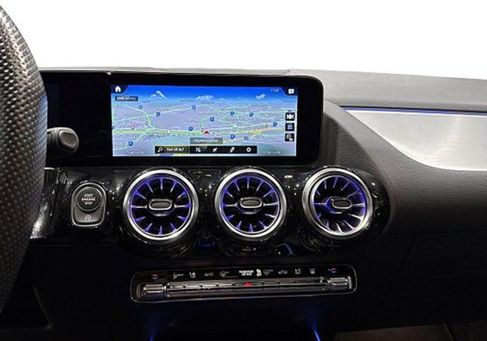 Mercedes-Benz GLA 35 AMG, 2023