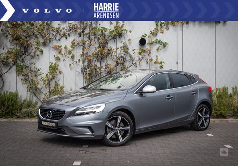 Volvo V40, 2019