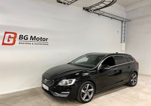 Volvo V60, 2015