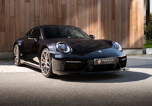 Porsche, 2021