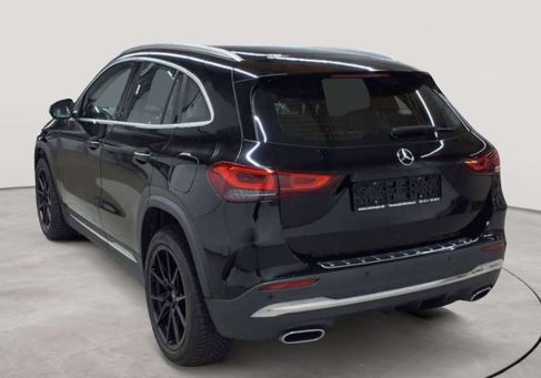 Mercedes-Benz GLA 250, 2021