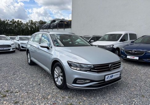 Volkswagen Passat Variant, 2022 3